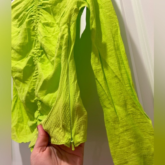 Topshop Ruched Front Top - Picture 4 of 7